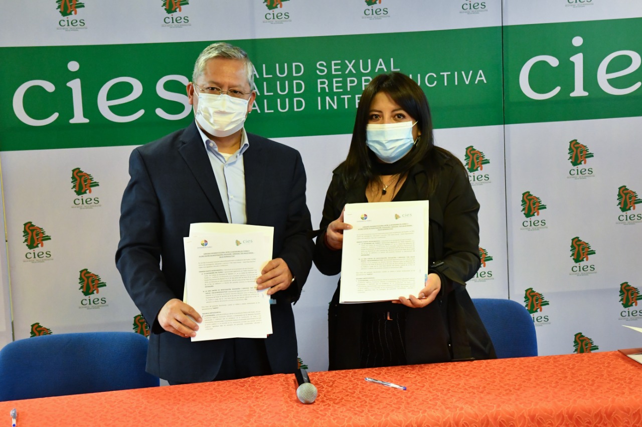 Defensoría del Pueblo y CIES firman un convenio para implementar más oficinas del Defensor del Paciente en esa institución de salud