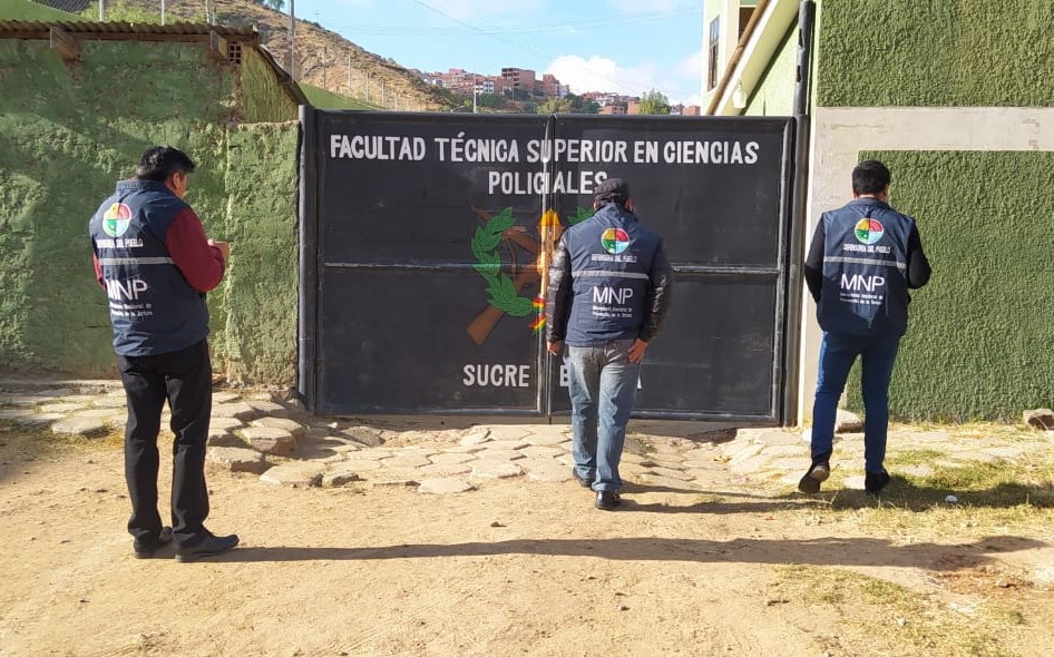Con la finalidad de garantizar el respeto de los Derechos Humanos, la Defensoría del Pueblo inspecciona centros de formación militar y policial en Chuquisaca
